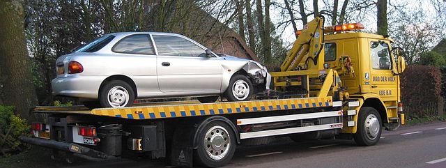 highest paying for junk cars, how to scrap my car, what is a junk car worth, who buys crashed cars, wrecked vehicle buyer